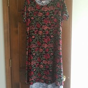 Lularoe M Carly